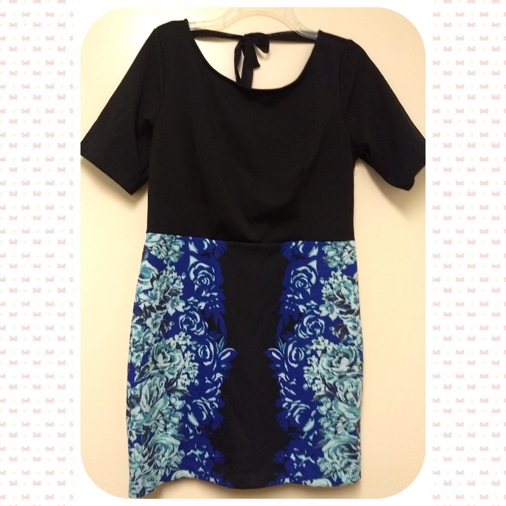 LC Lauren Conrad Ponte Straight Dress